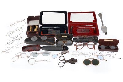 Lot 591 - A Scientific/Medical Collectors Lot