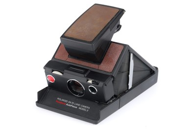 Lot 321 - A Polaroid SX-70 Land Camera Model 2