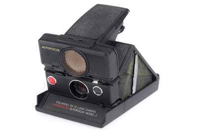 Lot 323 - A Polaroid SX-70 Land Camera Model 2