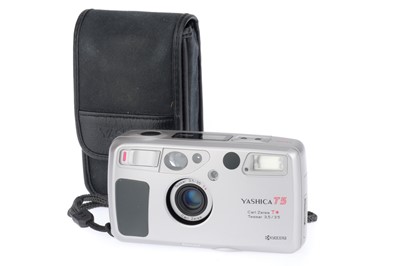 Lot 167 - A Kyocera Yashica T5 Compact 35mm Camera