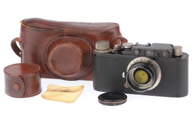 Lot 27 - A Leica II 35mm Rangefinder Camera