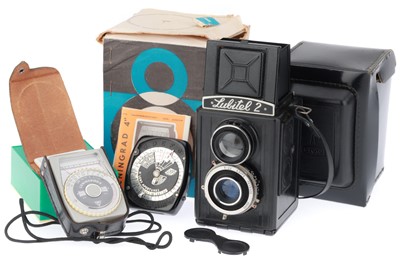 Lot 252 - A Lubitel 2 Medium Format TLR Camera