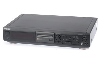 Lot 770 - A Sony MDS-JE510 Minidisk Deck