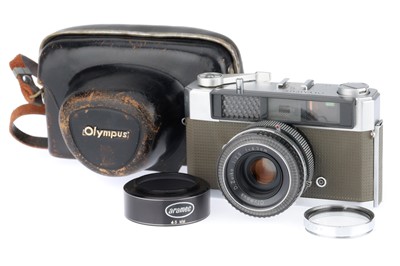Lot 229 - An Olympus Auto-Eye 2 35mm Rangefinder Camera