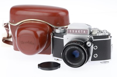 Lot 38 - A Ihagee Exakta Varex IIb SLR Camera