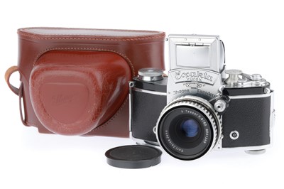 Lot 48 - A Ihagee Exakta Varex VX 35mm SLR Camera