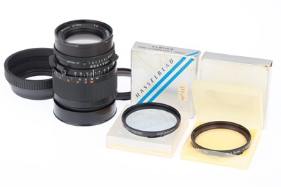 Lot 151 - A Carl Zeiss Sonnar T* f/4 150mm Lens