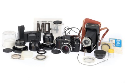 Lot 25 - A Nikon F3 35mm SLR Camera Outfit