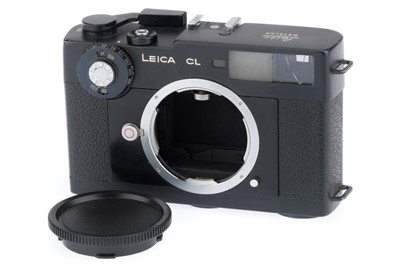 Lot 10 - A Leica CL Rangefinder Camera Body
