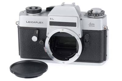 Lot 15 - A Leica Leicaflex SL SLR Camera Body