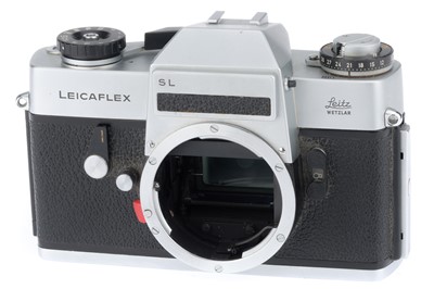 Lot 19 - A Leica Leicaflex SL SLR Camera Body