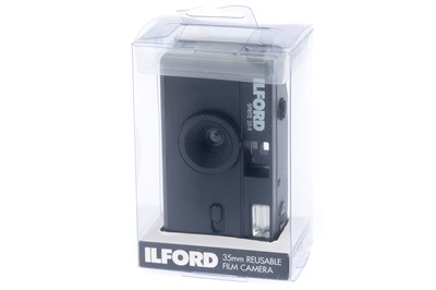 Lot 41 - A Ilford Sprite 35-II 35mm Re-Usable Compact Camera