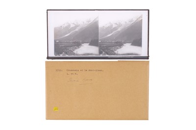 Lot 135 - Collection of 32 Stereo Glass Diaposotives, France