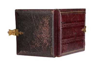 Lot 15 - Daguerreotypes of Men Sitters