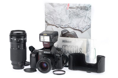 Lot 36 - A Nikon F801s 35mm SLR Camera Outfit