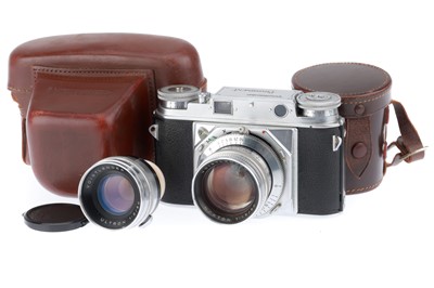 Lot 45 - A Voigtlander Prominent Camera Outfit