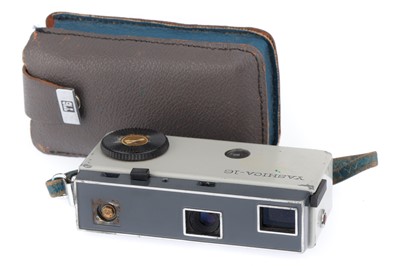 Lot 370 - A Yashica 16 Sub Miniature Camera