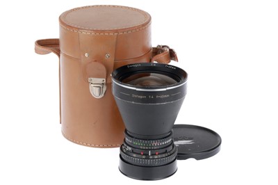 Lot 312 - A Carl Zeiss Distagon f/4 40mm Lens