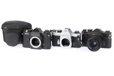 Lot 256 - A Group of Pentax Spotmatic Cameras