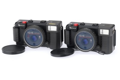 Lot 208 - A Pair of Fuji HD-M Water Resistant Cameras