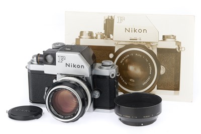 Lot 77 - A Nikon F Photomic 35mm SLR Camera