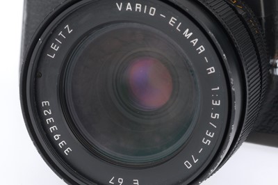 Lot 38 - A Leica R4 35mm SLR Camera