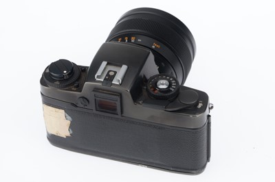 Lot 38 - A Leica R4 35mm SLR Camera