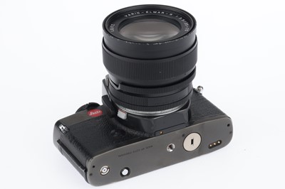 Lot 38 - A Leica R4 35mm SLR Camera