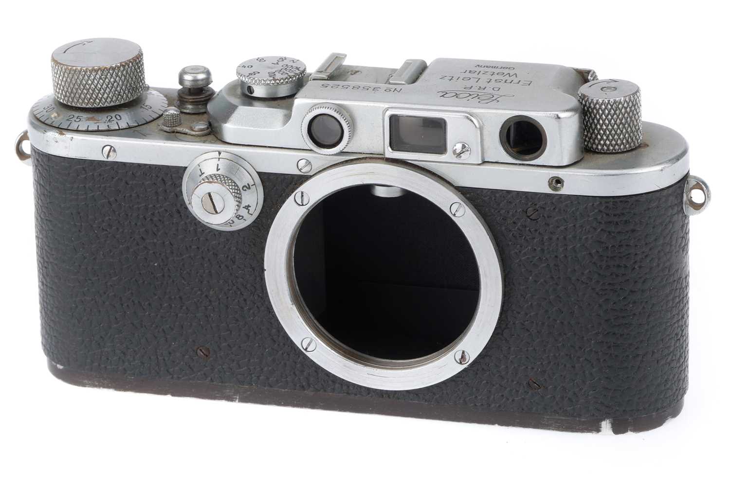 Lot 5 - A Leica II 35mm Rangefinder Body