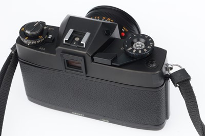 Lot 36 - A Leicaflex SL2 Camera Outfit