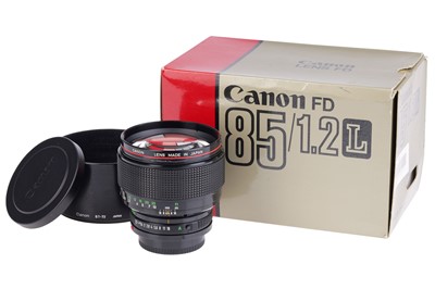 Lot 315 - A Canon FD L f/1.2 85mm Lens