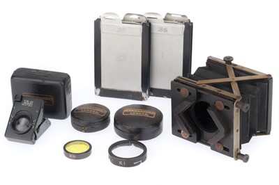 Lot 634 - A Selection of Newman and Guardia Camera Accessories