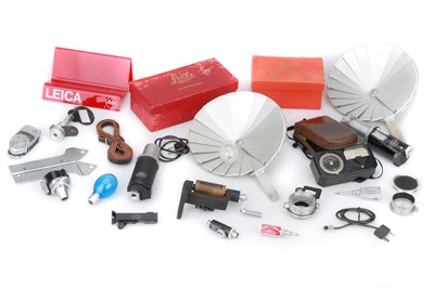 Lot 55 - A Mixed Selection of Leitz Accessories for Leica Cameras