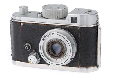 Lot 132 - A Robot IIa Compact Camera