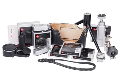 Lot 103 - A Mixed Selection of Leica Camera Accessories