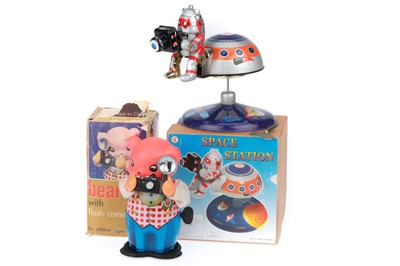 Lot 448 - A Pair of Childrens' Cameras