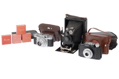 Lot 403 - A Mixed Selection of Cameras and Accessories