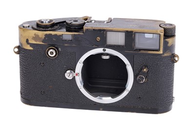 Lot 48 - A Leica M2 Rangefinder Body