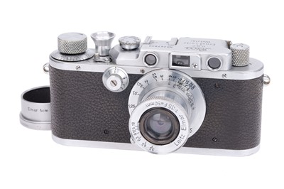 Lot 13 - A Leica IIIa 'Spécialités Tiranty' Paris Rangefinder Camera