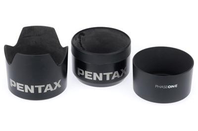 Lot 589 - A Group of Pentax 645 AF Lens Hoods