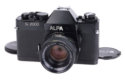 Lot 252 - A Pignons Alpa Si 2000 SLR Camera
