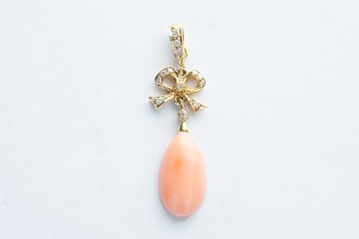 Lot 18 - A 18ct Yellow Gold Diamond & Pear Cut Coral Pendant