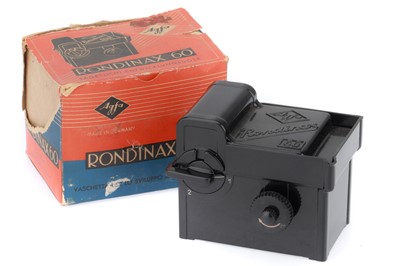 Lot 678 - An Agfa Rondinax 60 Daylight Development Tank
