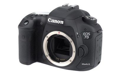Lot 200 - A Canon EOS 7D Mark II Digital SLR Camera Body