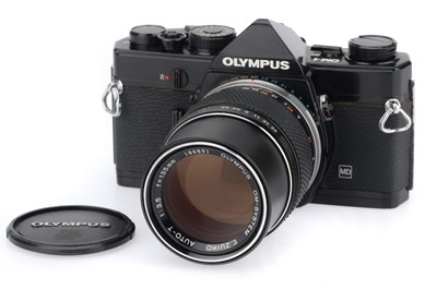 Lot 227 - An Olympus OM-1 35mm SLR Camera