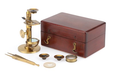 Lot 773 - Small Simple Microscope