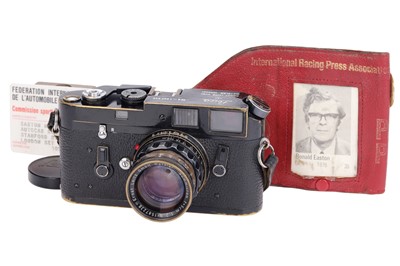 Lot 60 - A Leica M4 Black Paint Rangefinder Camera