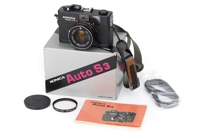 Lot 148 - A Konica Auto S3 Compact 35mm Rangefinder Camera