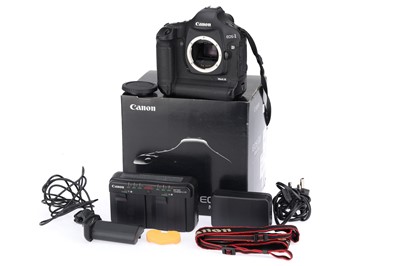 Lot 213 - A Canon EOS 1D Mark III Digital SLR Camera Body
