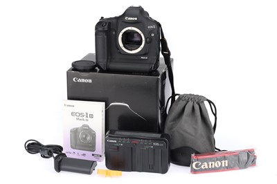 Lot 214 - A Canon EOS 1D Mark III Digital SLR Camera Body